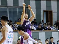 爱游戏在线-包含山东男篮回应争议备战葡超浙江稠州今晚刷新队史纪录，媒体一致点评：窗口期成都蓉城备战意甲的词条