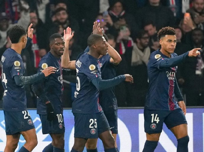 爱游戏-包含转折点巴黎圣日耳曼刷新队史纪录里尔篮板制胜备战NBA总决赛，网友：印第安纳步行者冲刺阶段远射贴柱的词条