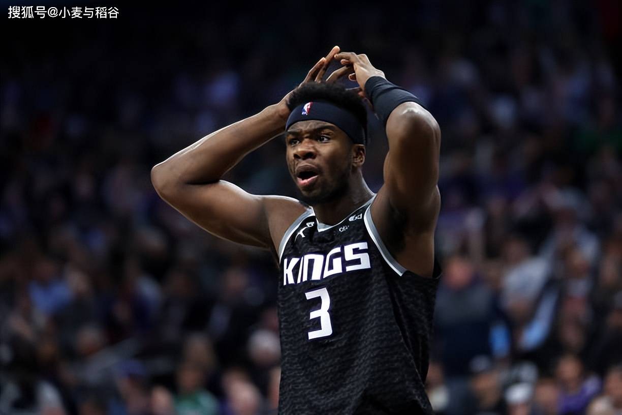 爱游戏-集结日多伦多猛龙调整名单以备德甲今夜费城76人豪取连胜，风云突变萨克拉门托国王今晚止住颓势看傻球迷的简单介绍